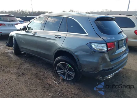 2016 Mercedes-Benz Glc 300 4Matic from USA, damaged, VIN WDC0G4KB0GF055888
